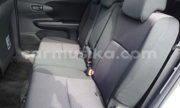 Acheter Occasion Voiture Toyota Wish Gris à Beitbridge, Matabeleland South Acheter Occasion Voiture Toyota Wish Gris à Beitbridge, Matabeleland South