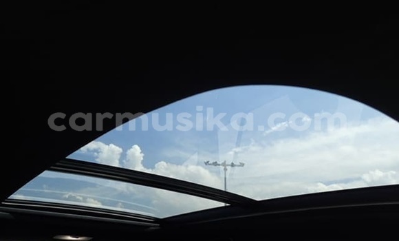 Acheter Occasion Voiture Toyota Harrier Blanc à Beitbridge, Matabeleland South Acheter Occasion Voiture Toyota Harrier Blanc à Beitbridge, Matabeleland South