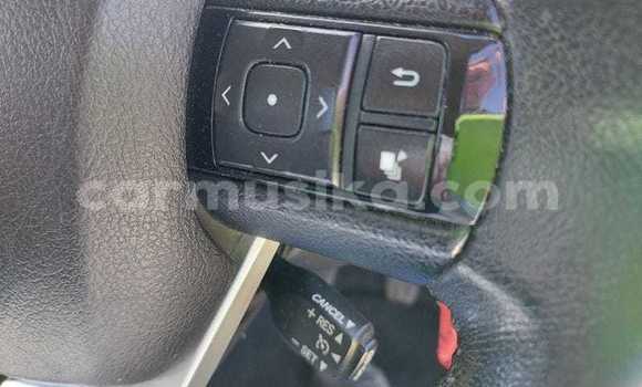 Acheter Occasion Voiture Toyota Hilux Blanc à Beitbridge, Matabeleland South Acheter Occasion Voiture Toyota Hilux Blanc à Beitbridge, Matabeleland South