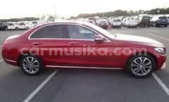Acheter Occasion Voiture Mercedes‒Benz C–Class Rouge à Beitbridge, Matabeleland South Acheter Occasion Voiture Mercedes‒Benz C–Class Rouge à Beitbridge, Matabeleland South