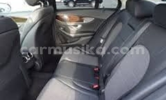 Acheter Occasion Voiture Mercedes‒Benz C–Class Rouge à Beitbridge, Matabeleland South Acheter Occasion Voiture Mercedes‒Benz C–Class Rouge à Beitbridge, Matabeleland South