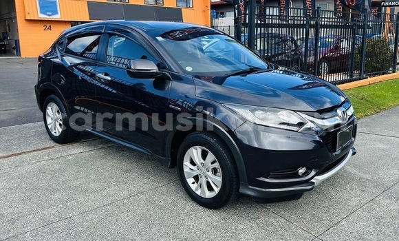 Buy Used Honda Vezel Black Car in Harare in Harare