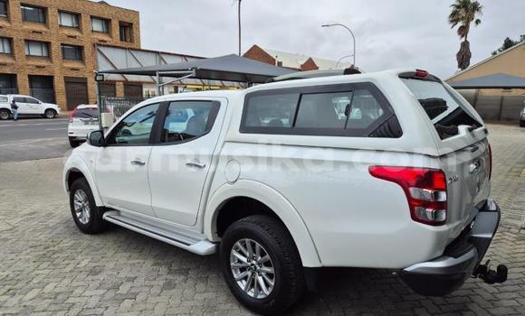 Tenga Tsaru Mitsubishi Triton Chena Mota in Harare in Harare Tenga Tsaru Mitsubishi Triton Chena Mota in Harare in Harare