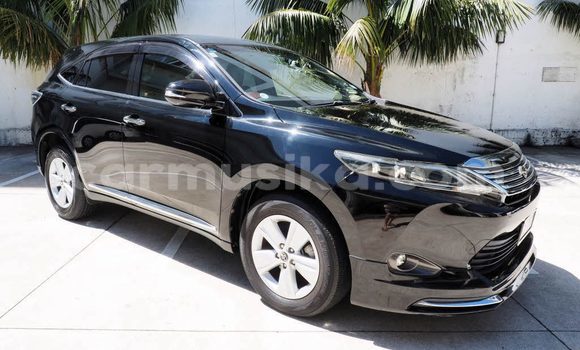 Buy Used Toyota Harrier Red Car in Harare in Harare Buy Used Toyota Harrier Red Car in Harare in Harare