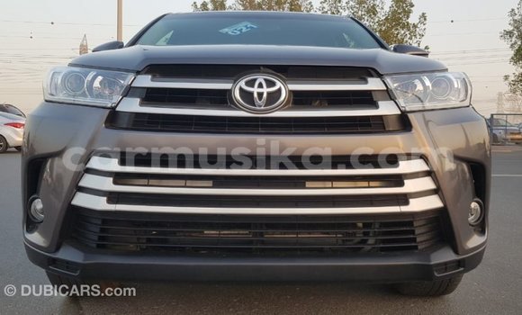 Tenga Imported Toyota Highlander Zvimwe Mota in Import - Dubai in Harare Tenga Imported Toyota Highlander Zvimwe Mota in Import - Dubai in Harare