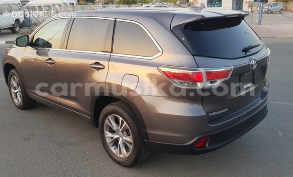 Tenga Imported Toyota Highlander Zvimwe Mota in Import - Dubai in Harare Tenga Imported Toyota Highlander Zvimwe Mota in Import - Dubai in Harare