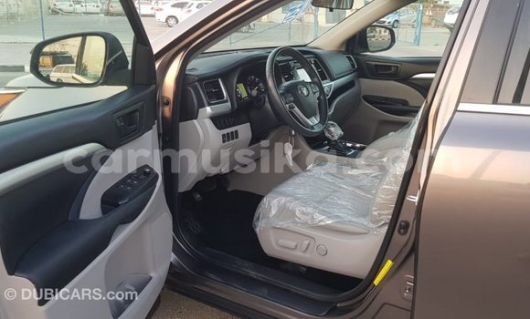 Tenga Imported Toyota Highlander Zvimwe Mota in Import - Dubai in Harare Tenga Imported Toyota Highlander Zvimwe Mota in Import - Dubai in Harare
