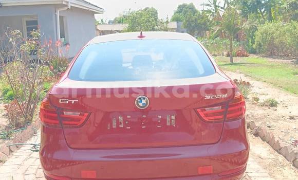 Acheter Occasion Voiture BMW 2er Rouge à Harare, Harare Acheter Occasion Voiture BMW 2er Rouge à Harare, Harare