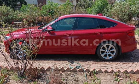 Acheter Occasion Voiture BMW 2er Rouge à Harare, Harare Acheter Occasion Voiture BMW 2er Rouge à Harare, Harare