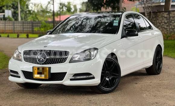 Buy Used Mercedes‒Benz C–Class White Car in Harare in Harare