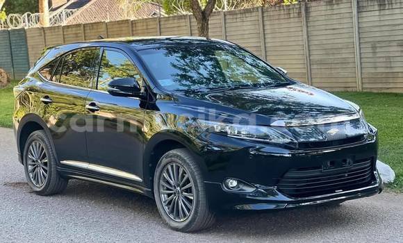Nunua Ilio tumika Toyota Harrier Nyeusi Gari ndani ya Harare nchini Harare