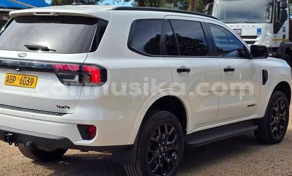 Acheter Occasion Voiture Ford Everest Blanc à Harare, Harare Acheter Occasion Voiture Ford Everest Blanc à Harare, Harare