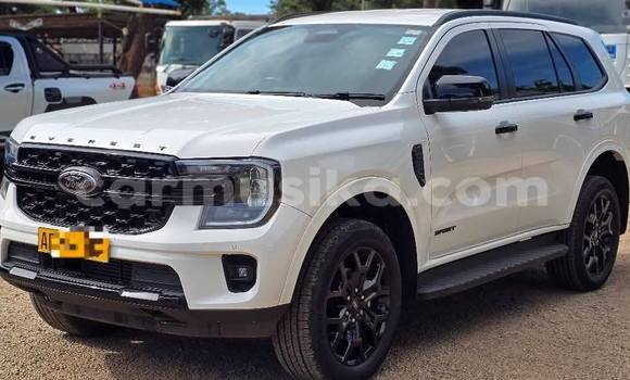 Acheter Occasion Voiture Ford Everest Blanc à Harare, Harare Acheter Occasion Voiture Ford Everest Blanc à Harare, Harare