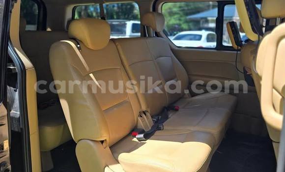 Acheter Occasion Voiture Hyundai H1 Noir à Harare, Harare Acheter Occasion Voiture Hyundai H1 Noir à Harare, Harare