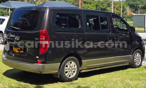 Acheter Occasion Voiture Hyundai H1 Noir à Harare, Harare Acheter Occasion Voiture Hyundai H1 Noir à Harare, Harare
