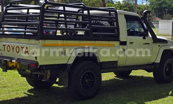 Acheter Occasion Voiture Toyota Land Cruiser Blanc à Harare, Harare Acheter Occasion Voiture Toyota Land Cruiser Blanc à Harare, Harare