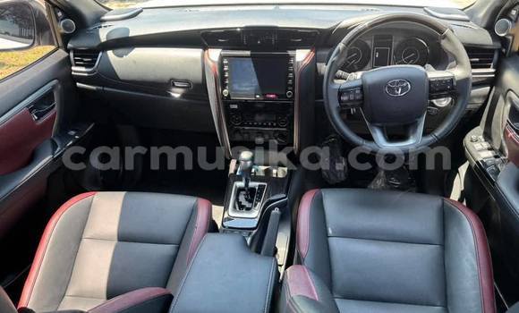 Acheter Occasion Voiture Toyota Fortuner Blanc à Harare, Harare Acheter Occasion Voiture Toyota Fortuner Blanc à Harare, Harare