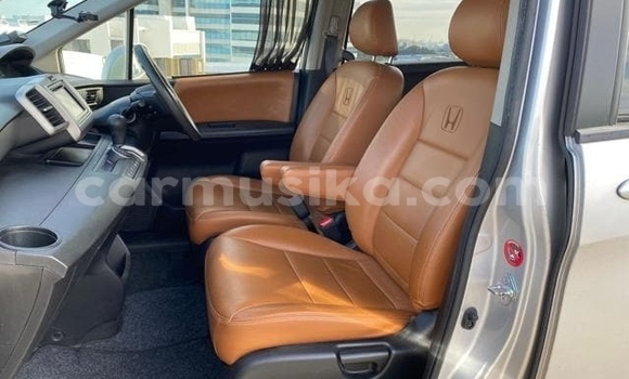 Nunua Ilio tumika Honda Freed Fedha Gari ndani ya Beitbridge nchini Matabeleland Kusini Nunua Ilio tumika Honda Freed Fedha Gari ndani ya Beitbridge nchini Matabeleland Kusini