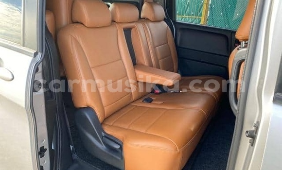 Nunua Ilio tumika Honda Freed Fedha Gari ndani ya Beitbridge nchini Matabeleland Kusini Nunua Ilio tumika Honda Freed Fedha Gari ndani ya Beitbridge nchini Matabeleland Kusini