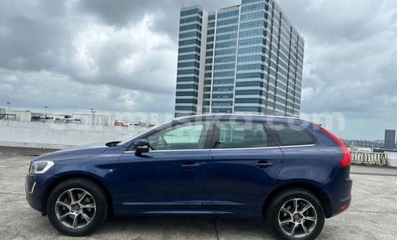 Acheter Occasion Voiture Volvo XC60 Bleu à Beitbridge, Matabeleland South Acheter Occasion Voiture Volvo XC60 Bleu à Beitbridge, Matabeleland South