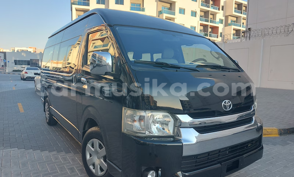 Buy Used Toyota Hiace Black Car in Harare in Harare Buy Used Toyota Hiace Black Car in Harare in Harare