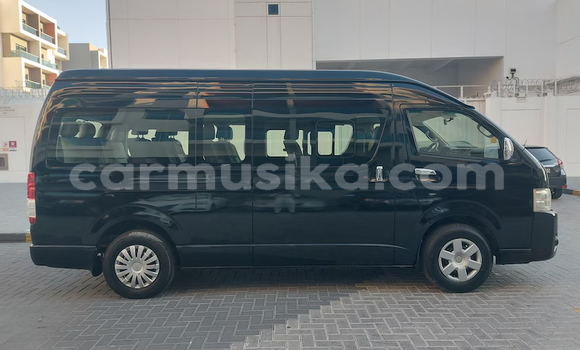 Buy Used Toyota Hiace Black Car in Harare in Harare Buy Used Toyota Hiace Black Car in Harare in Harare