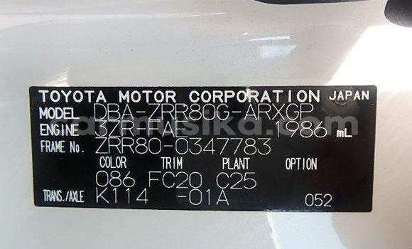 Acheter Occasion Voiture Toyota Alphard Blanc à Beitbridge, Matabeleland South Acheter Occasion Voiture Toyota Alphard Blanc à Beitbridge, Matabeleland South