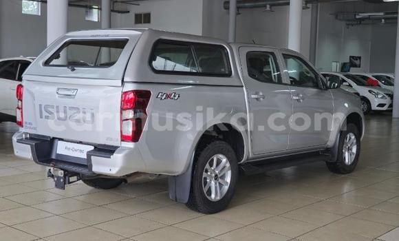 Acheter Occasion Voiture Isuzu D–MAX Gris à Beitbridge, Matabeleland South Acheter Occasion Voiture Isuzu D–MAX Gris à Beitbridge, Matabeleland South