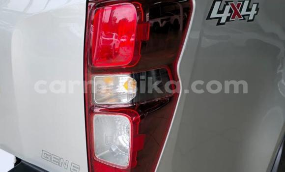 Acheter Occasion Voiture Isuzu D–MAX Gris à Beitbridge, Matabeleland South Acheter Occasion Voiture Isuzu D–MAX Gris à Beitbridge, Matabeleland South