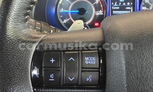 Acheter Occasion Voiture Toyota Fortuner Blanc à Belvédère, Harare Acheter Occasion Voiture Toyota Fortuner Blanc à Belvédère, Harare