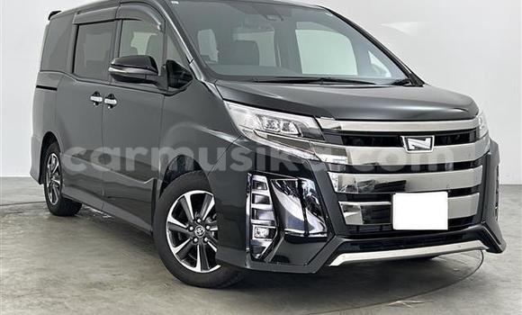 Nunua Ilio tumika Toyota Noah Fedha Gari ndani ya Beitbridge nchini Matabeleland Kusini
