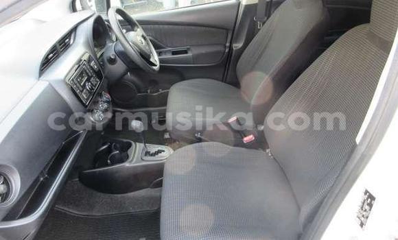 Tenga Tsaru Toyota Vitz Chena Mota in Avondale in Harare Tenga Tsaru Toyota Vitz Chena Mota in Avondale in Harare