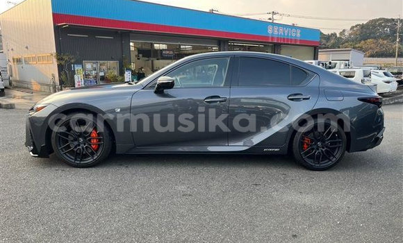 Tenga Tsaru Lexus IS Sirivha Mota in Avondale in Harare Tenga Tsaru Lexus IS Sirivha Mota in Avondale in Harare