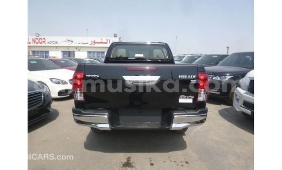 Buy Import Toyota Hilux Black Car in Import - Dubai in Harare Buy Import Toyota Hilux Black Car in Import - Dubai in Harare
