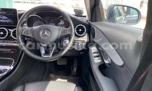 Buy Used Mercedes‒Benz C–Class Blue Car in Beitbridge in Matabeleland South Buy Used Mercedes‒Benz C–Class Blue Car in Beitbridge in Matabeleland South