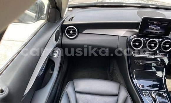 Buy Used Mercedes‒Benz C–Class Blue Car in Beitbridge in Matabeleland South Buy Used Mercedes‒Benz C–Class Blue Car in Beitbridge in Matabeleland South