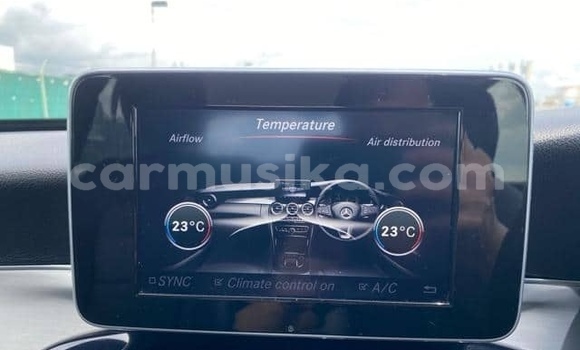 Buy Used Mercedes‒Benz C–Class Blue Car in Beitbridge in Matabeleland South Buy Used Mercedes‒Benz C–Class Blue Car in Beitbridge in Matabeleland South