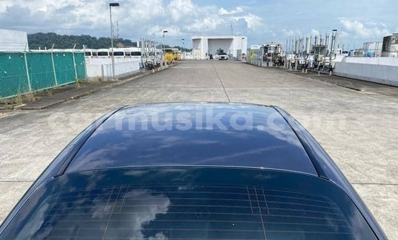 Buy Used Mercedes‒Benz C–Class Blue Car in Beitbridge in Matabeleland South Buy Used Mercedes‒Benz C–Class Blue Car in Beitbridge in Matabeleland South