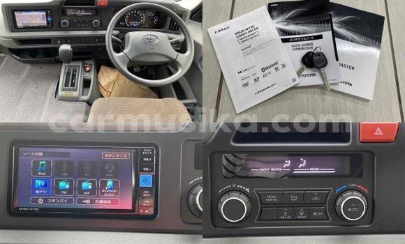 Tenga Tsaru Toyota Coaster Chena Mota in Beitbridge in Matabeleland South Tenga Tsaru Toyota Coaster Chena Mota in Beitbridge in Matabeleland South