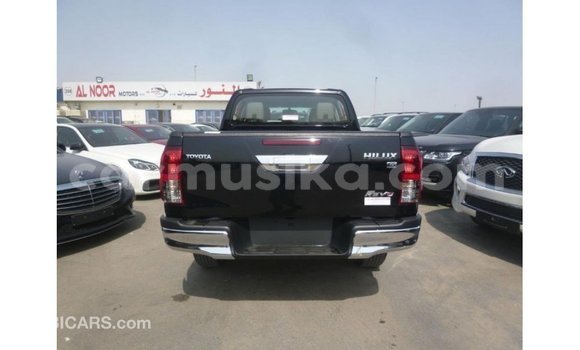 Buy Import Toyota Hilux Black Car in Import - Dubai in Harare Buy Import Toyota Hilux Black Car in Import - Dubai in Harare