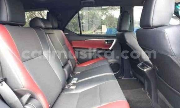 Acheter Occasion Voiture Toyota Fortuner Autre à Beitbridge, Matabeleland South Acheter Occasion Voiture Toyota Fortuner Autre à Beitbridge, Matabeleland South