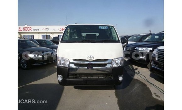 Tenga Imported Toyota Hiace Chena Mota in Import - Dubai in Harare Tenga Imported Toyota Hiace Chena Mota in Import - Dubai in Harare