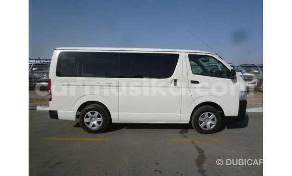 Tenga Imported Toyota Hiace Chena Mota in Import - Dubai in Harare Tenga Imported Toyota Hiace Chena Mota in Import - Dubai in Harare
