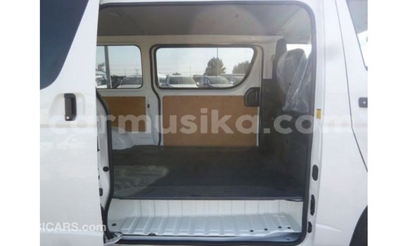 Tenga Imported Toyota Hiace Chena Mota in Import - Dubai in Harare Tenga Imported Toyota Hiace Chena Mota in Import - Dubai in Harare