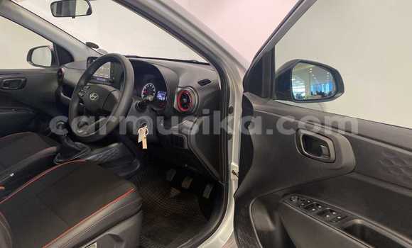 Acheter Occasion Voiture Hyundai i10 Blanc à Beitbridge, Matabeleland South Acheter Occasion Voiture Hyundai i10 Blanc à Beitbridge, Matabeleland South