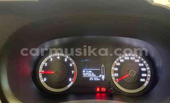 Acheter Occasion Voiture Hyundai i10 Blanc à Beitbridge, Matabeleland South Acheter Occasion Voiture Hyundai i10 Blanc à Beitbridge, Matabeleland South