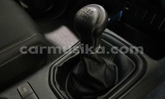 Acheter Occasion Voiture Toyota Hilux Blanc à Belvédère, Harare Acheter Occasion Voiture Toyota Hilux Blanc à Belvédère, Harare