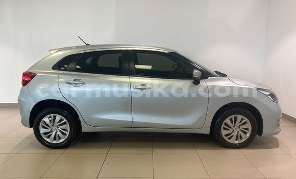 Acheter Occasion Voiture Toyota Starlet Blanc à Belvédère, Harare Acheter Occasion Voiture Toyota Starlet Blanc à Belvédère, Harare