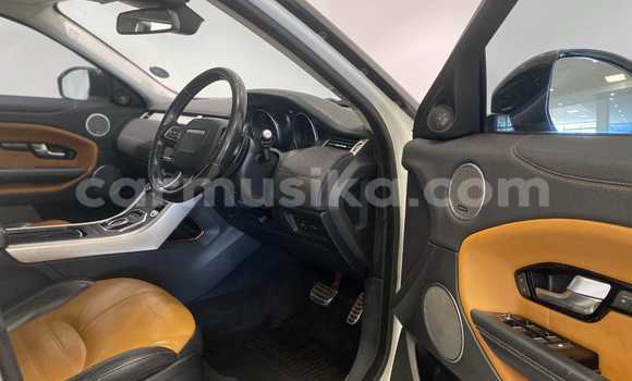 Tenga Tsaru Range Rover Evoque Chena Mota in Beitbridge in Matabeleland South Tenga Tsaru Range Rover Evoque Chena Mota in Beitbridge in Matabeleland South