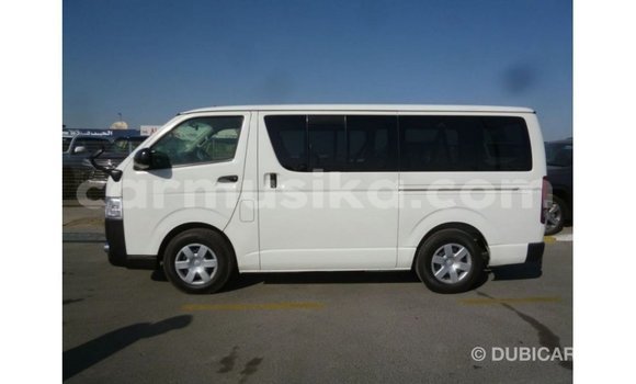Tenga Imported Toyota Hiace Chena Mota in Import - Dubai in Harare Tenga Imported Toyota Hiace Chena Mota in Import - Dubai in Harare